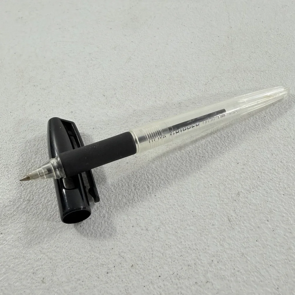 Vintage ITOYA Ballpoint Pen - Black Gripper Ball Pen OH-10‎ Fine